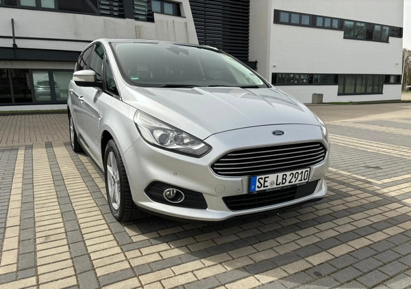 Ford S-Max cena 49900 przebieg: 235000, rok produkcji 2015 z Szczecin małe 781